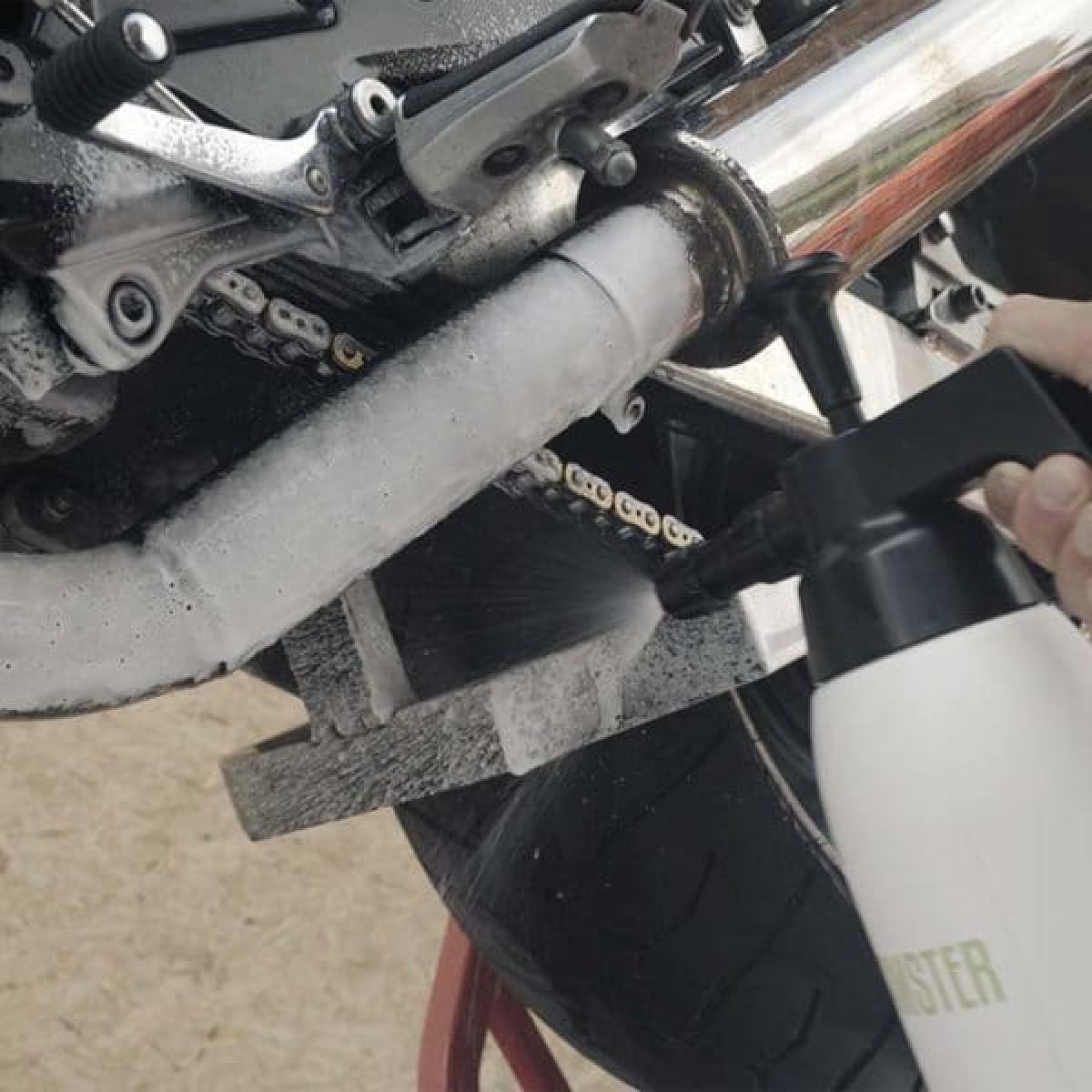 Fusl Foamster Grillreinigungsbeispiel 2